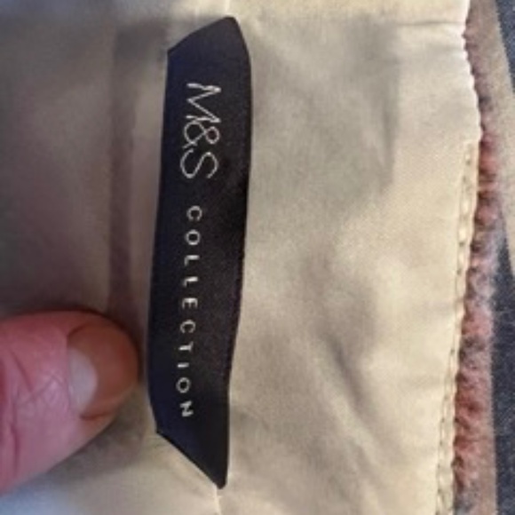 M&S plaid mini skirt - Picture 10 of 10